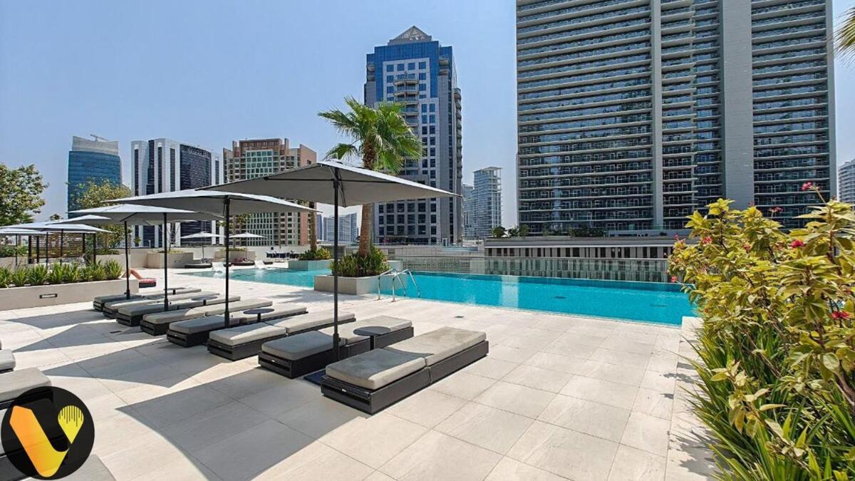 Vogue The Sterling By Omniyat With Balcony Walkable To Burj Khalifa And The Mall Apartment *