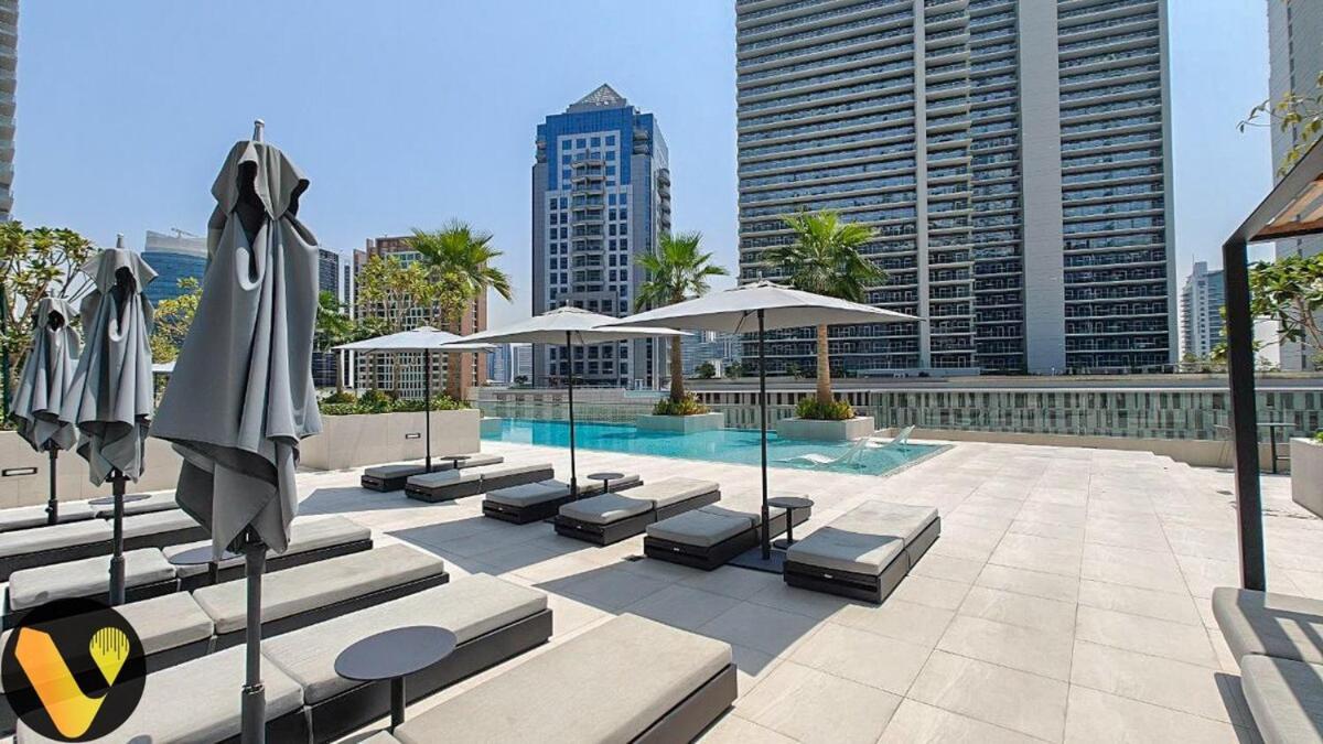 Vogue The Sterling By Omniyat With Balcony Walkable To Burj Khalifa And The Mall Dubai
