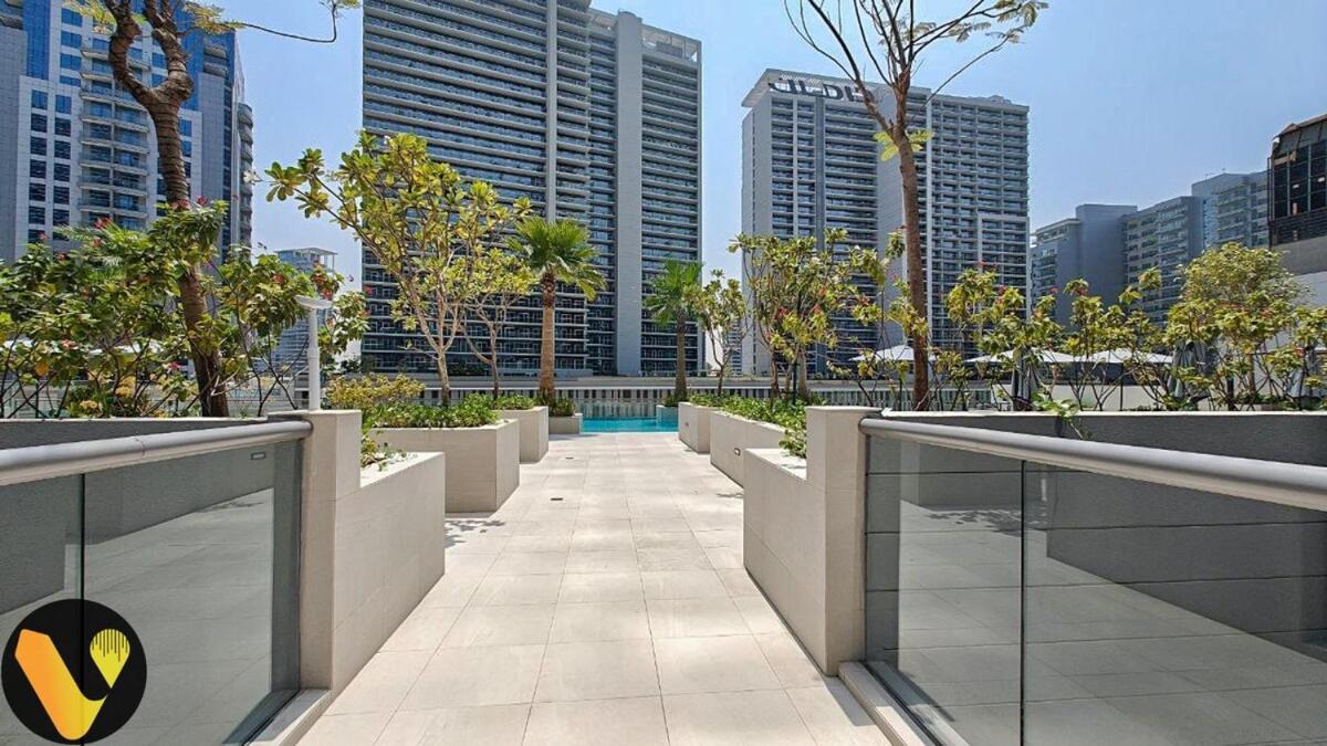 Vogue The Sterling By Omniyat With Balcony Walkable To Burj Khalifa And The Mall Apartment *