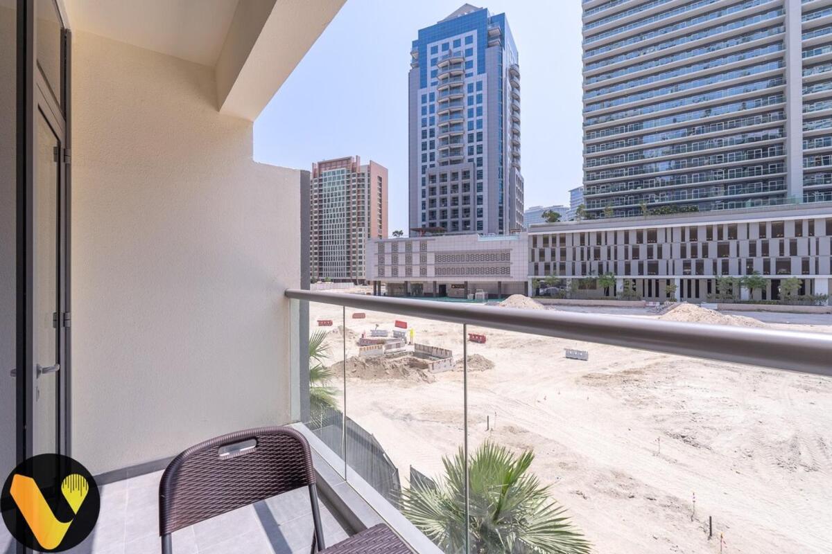 Vogue The Sterling By Omniyat With Balcony Walkable To Burj Khalifa And The Mall * Dubai