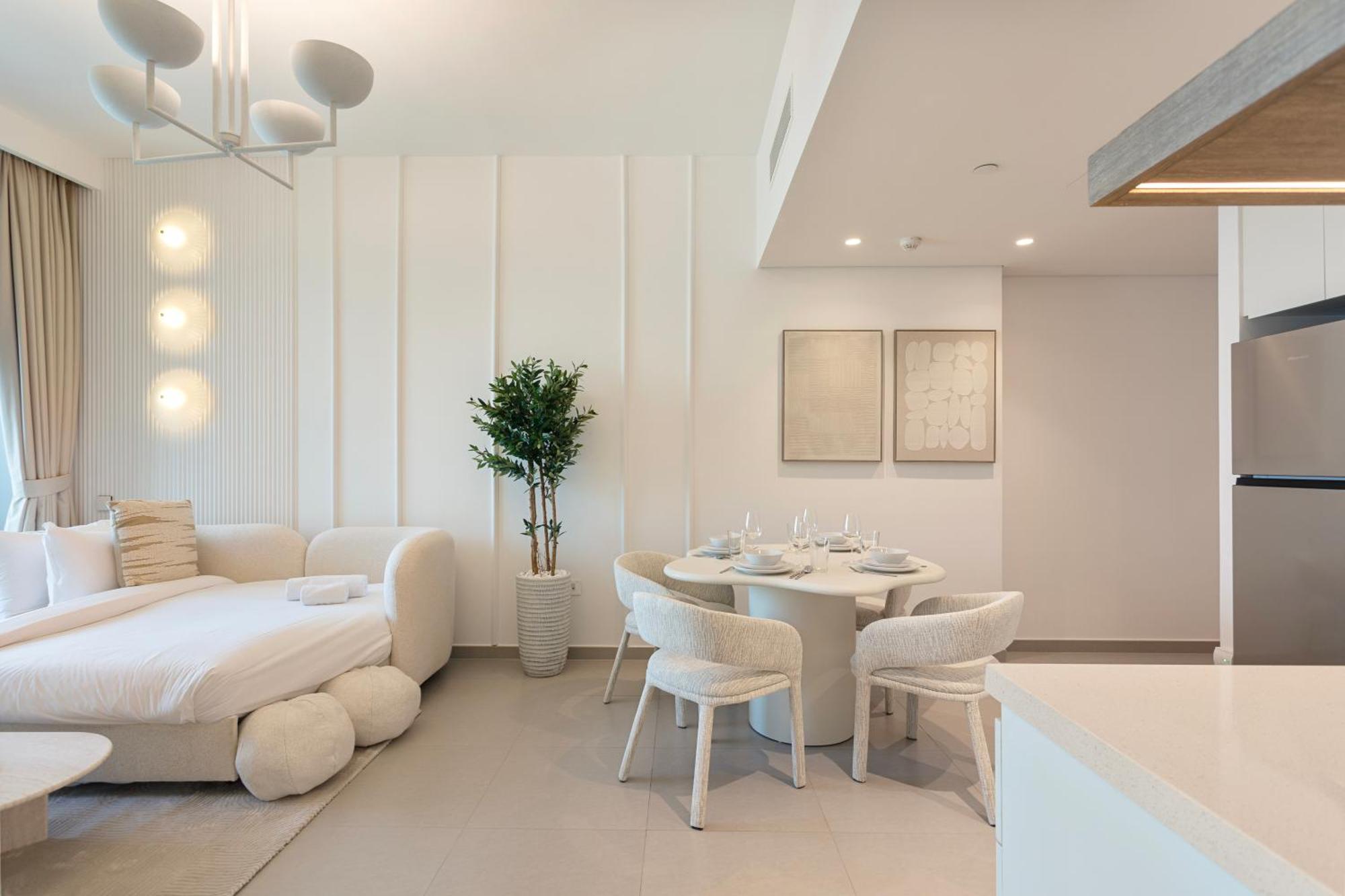 Apartment Bright And Exquisite 1-bedroom In Downtown Views 2 Dubai