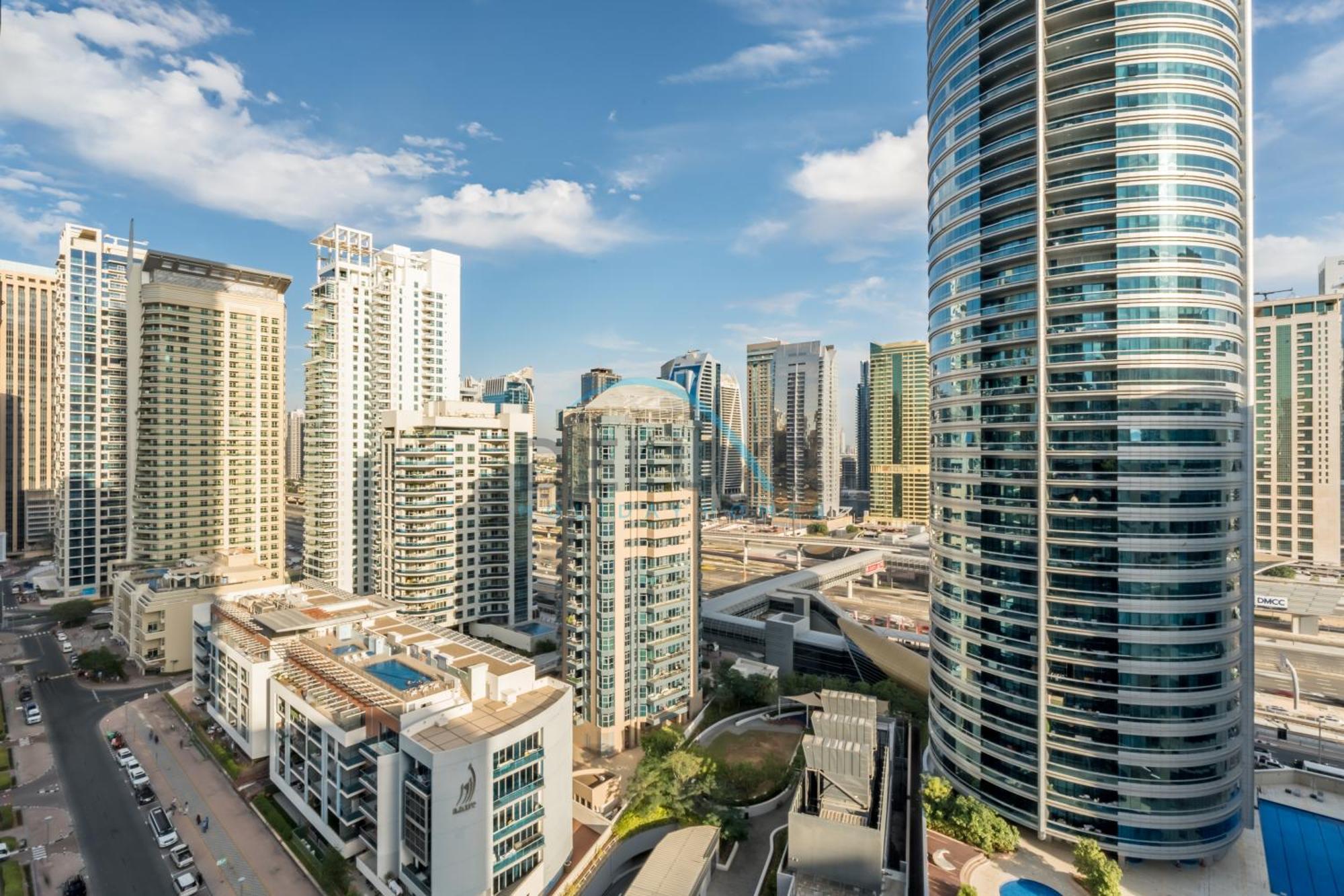 Contemporary 2br With Huge Balcony Apartment Dubai