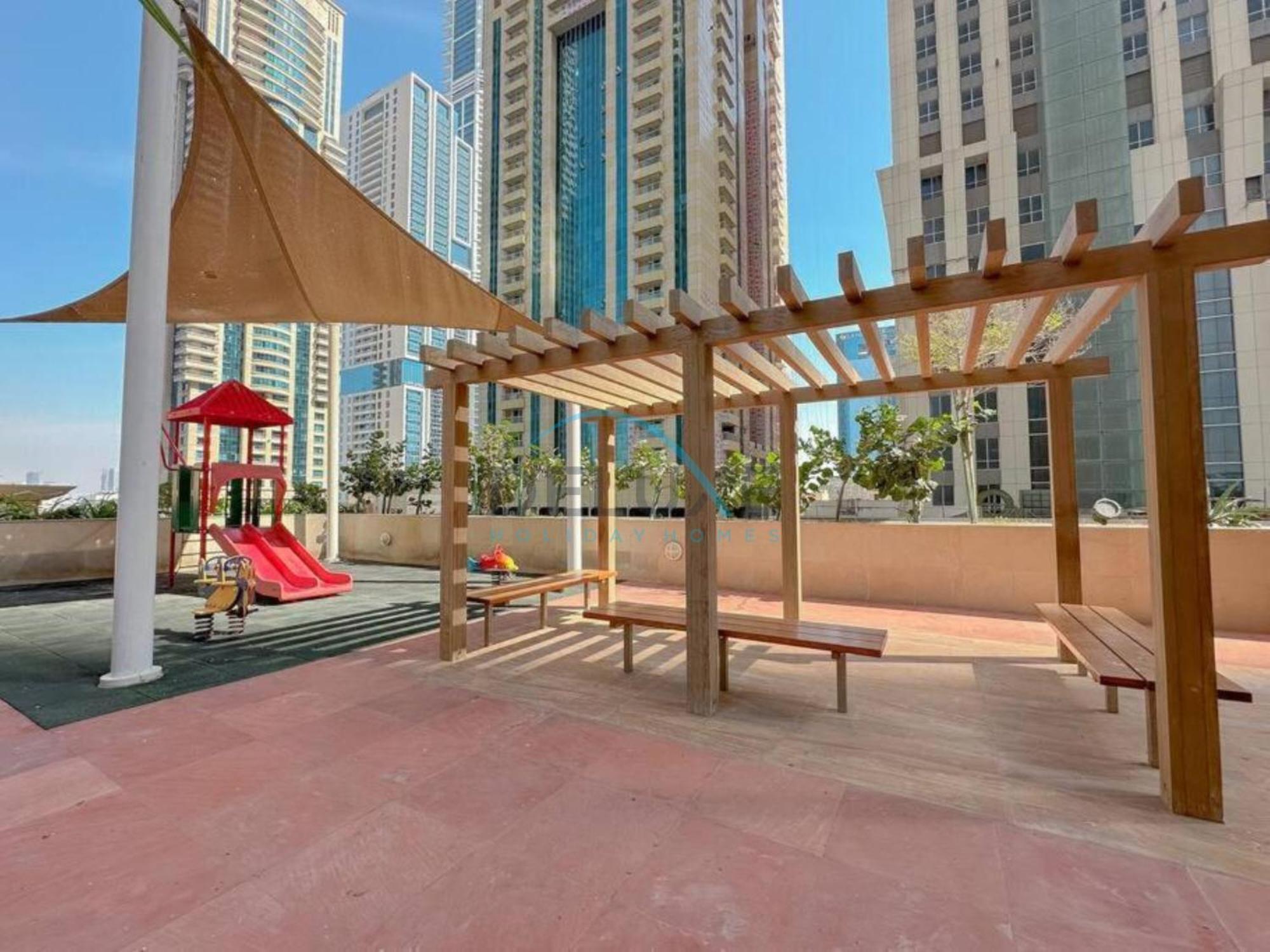 Apartment Serene 2br With Iconic Palm Jumeirah Views, Marina By Deluxe Homes Dubai