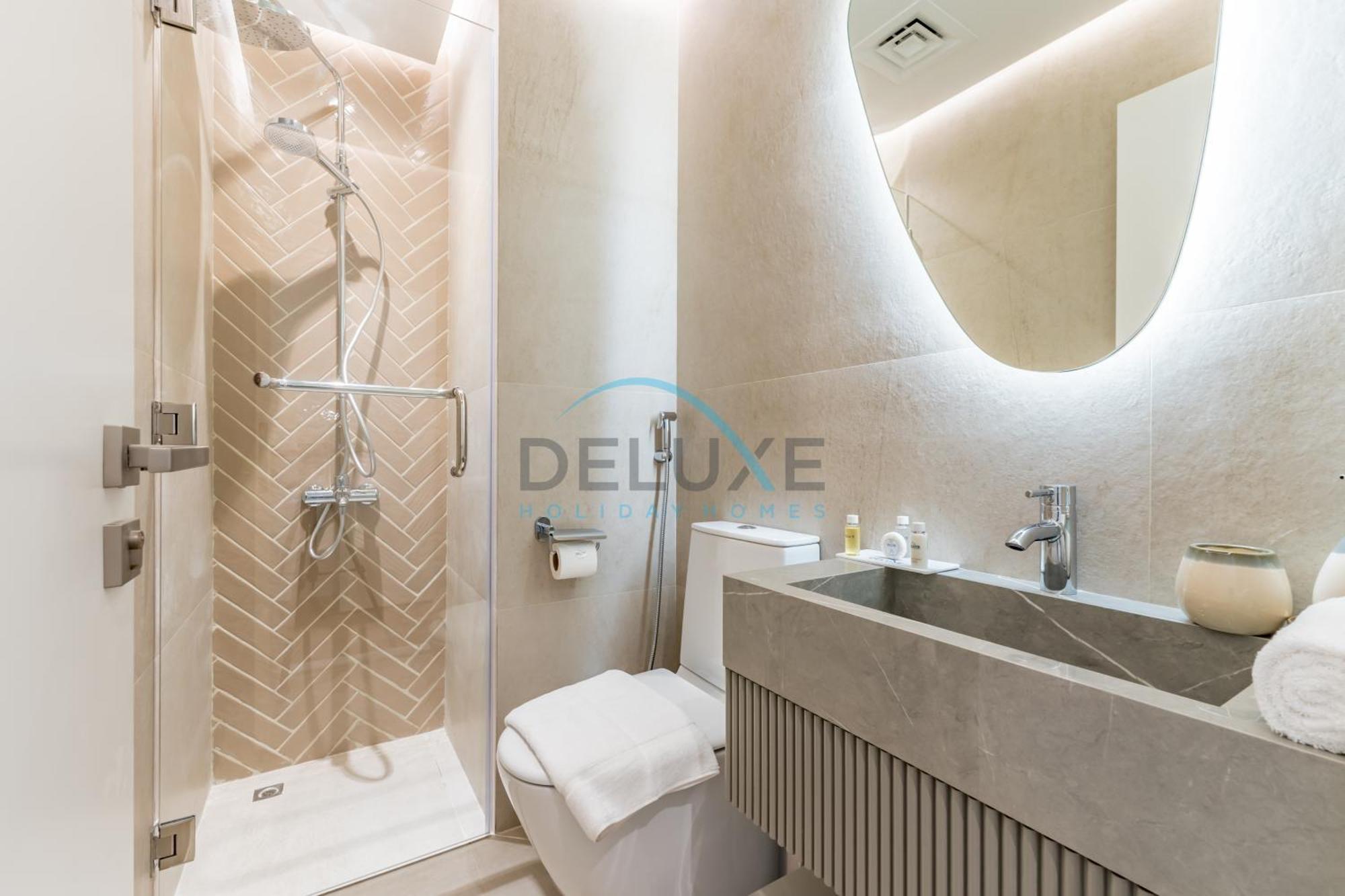 Serene 2br With Iconic Palm Jumeirah Views, Marina By Deluxe Homes Dubai