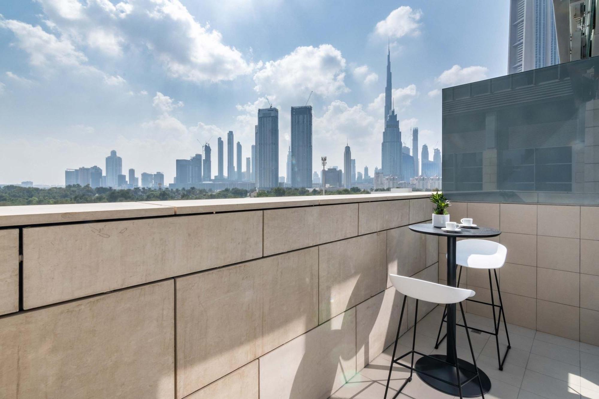 Silkhaus Modern Difc With Burj Khalifa View In Burj Daman Apartment