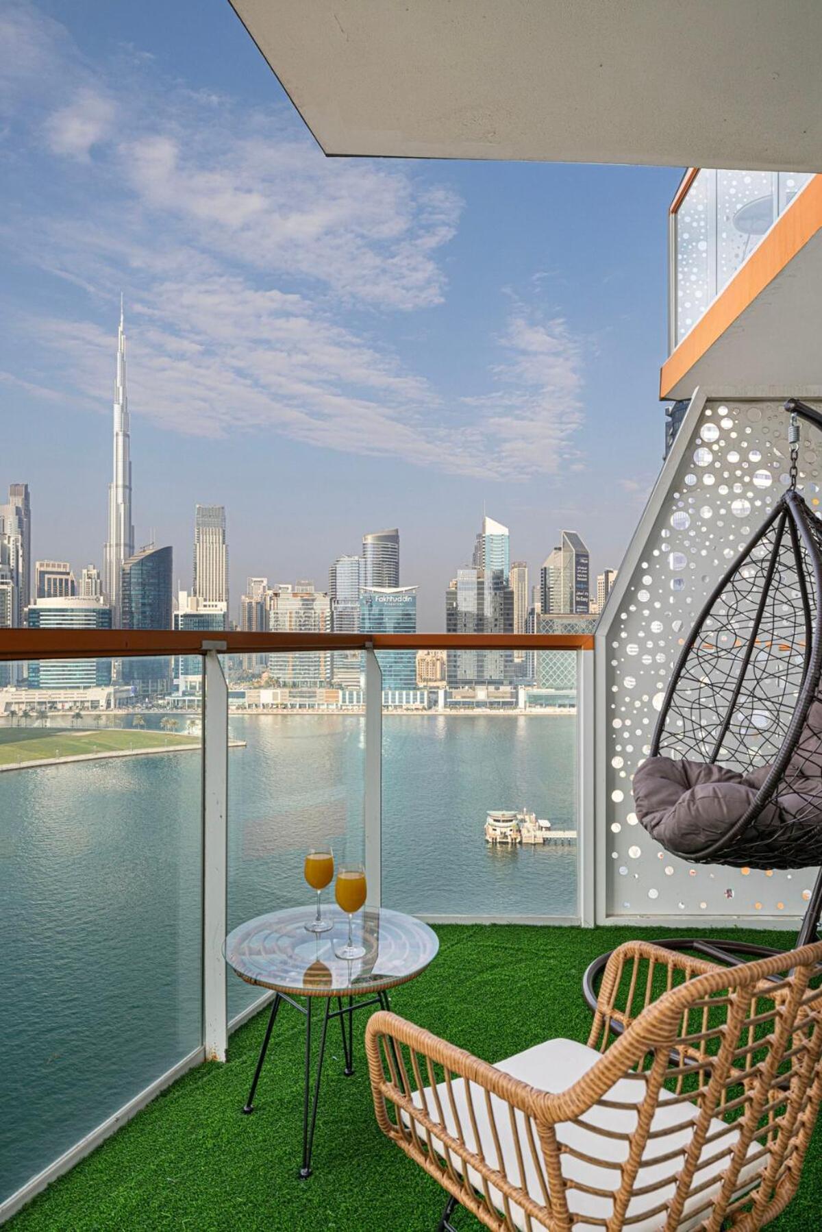 Panoramic! Burj Khalifa And Canal View! Apartment Dubai