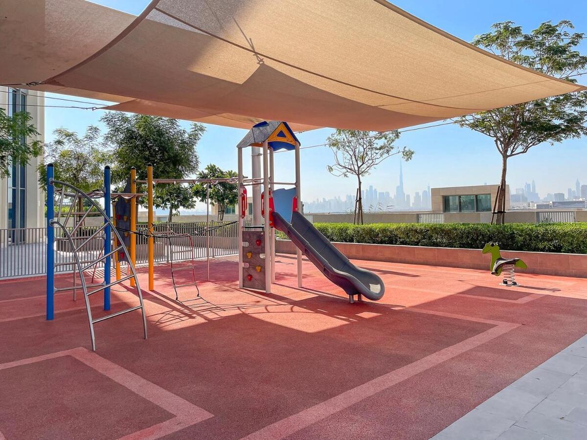 First Class 2br Panoramic Creek Views Dubai
