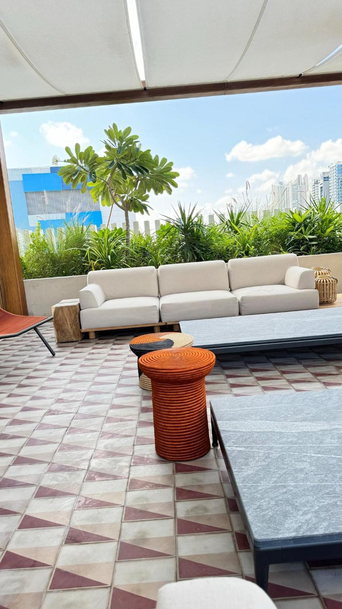 Upside Living Business Bay *