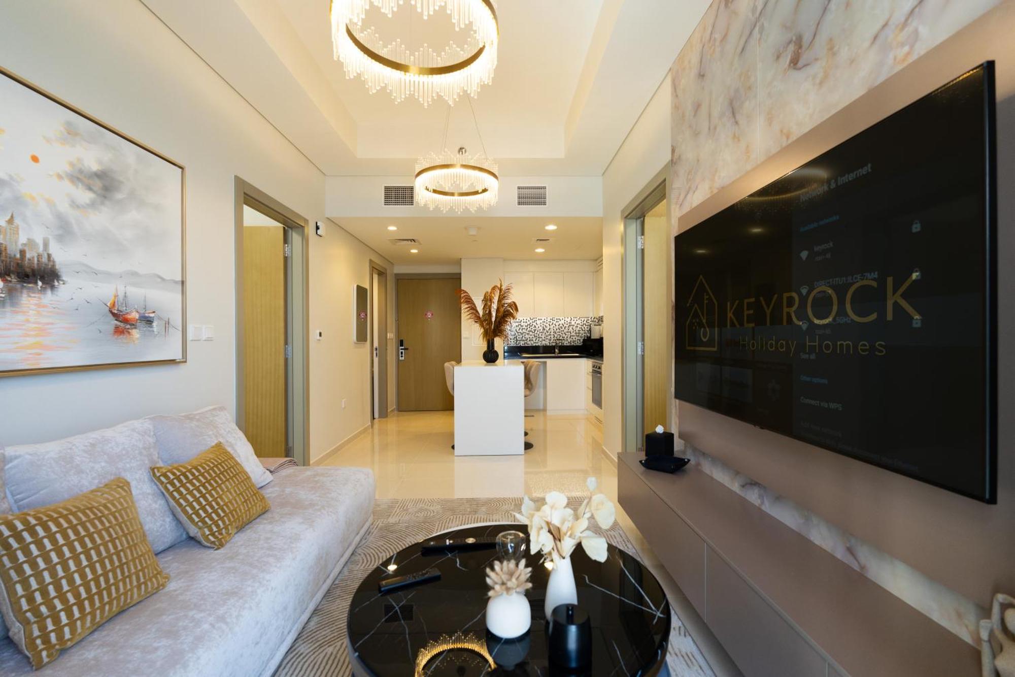 Apartment Keyrock Living - Elegant With Views *