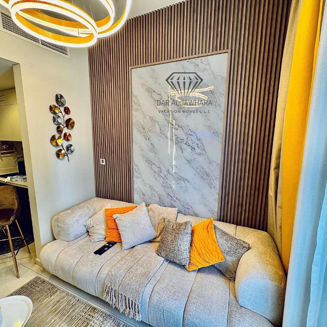 Luxury Flat For Daily Rent In The Heart Of *