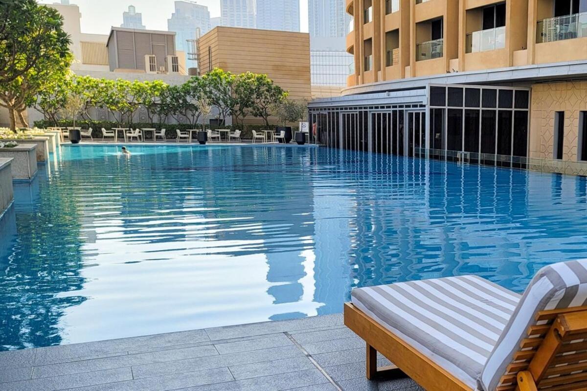 Emaar Residence-fashion Avenue- Spacious For Monthly Apartment