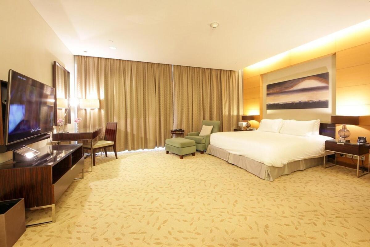 Emaar Residence-fashion Avenue- Spacious For Monthly Dubai
