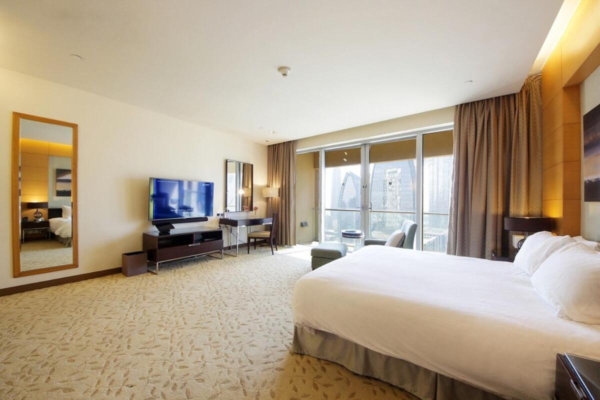 Emaar Residence-fashion Avenue- Spacious For Monthly