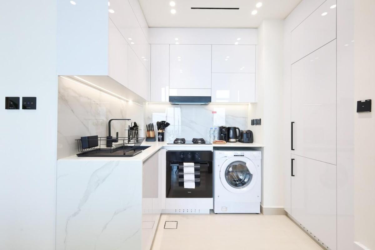 Stunning 1 Bed In Binghatti House Jvc