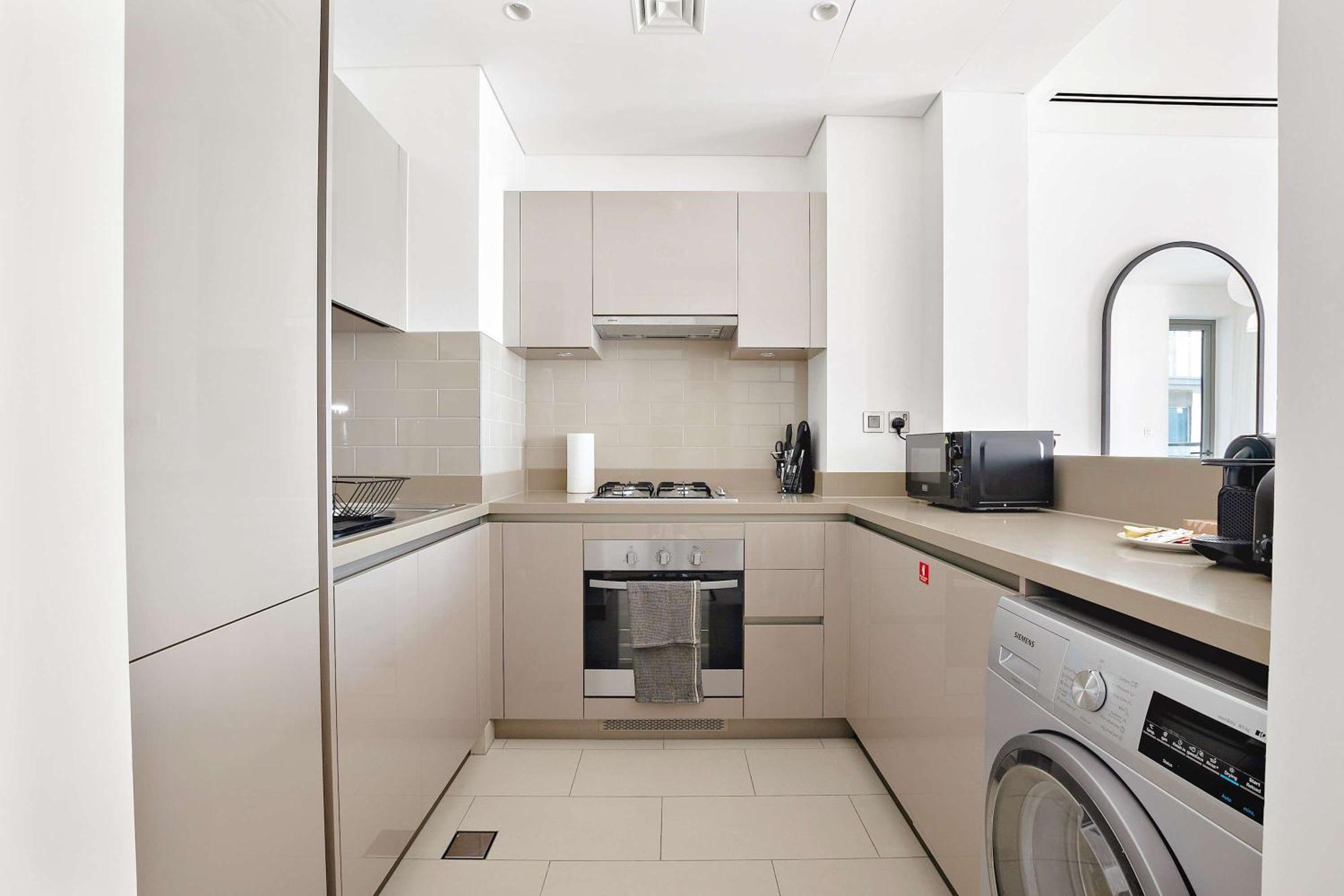 Silkhaus Luxurious 1 Bdr High End Neighborhood Apartment