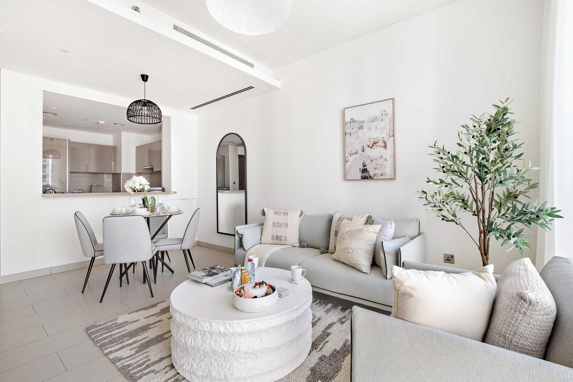 Silkhaus Luxurious 1 Bdr High End Neighborhood Apartment *