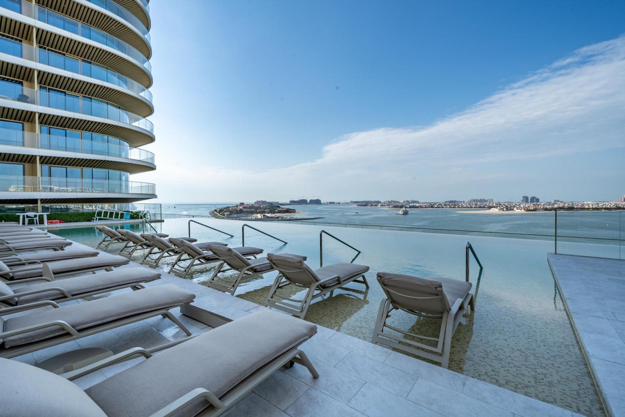 Apartment Homes & Beyond I Pristine 2br With Waterfront View *