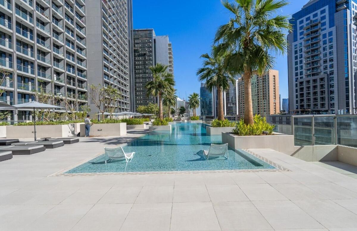 Sophisticated In Downtown - Burj Views From Apartment *