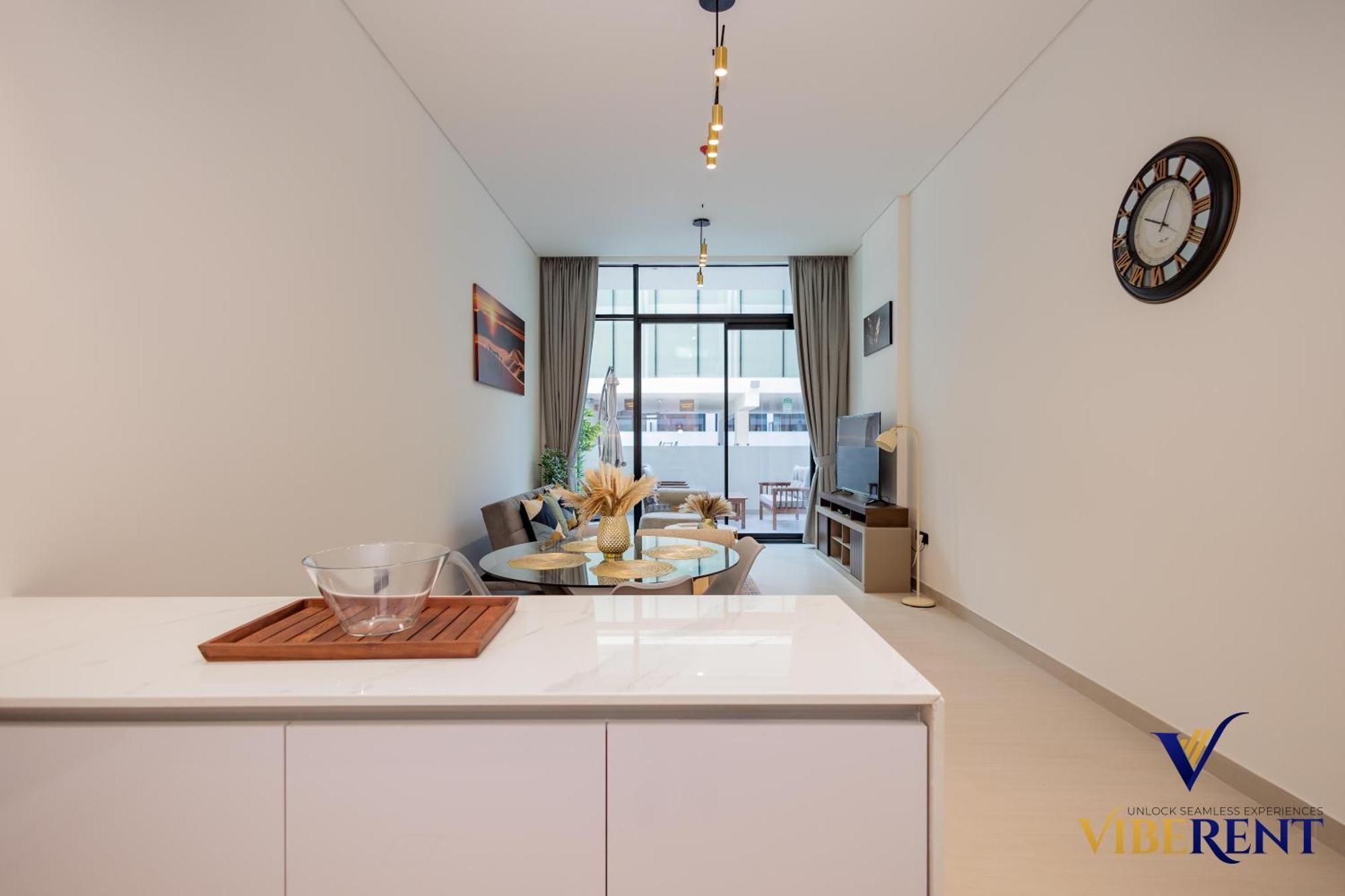 Apartment 1-br Binghatti Rooftop Pool, Gym Dubai