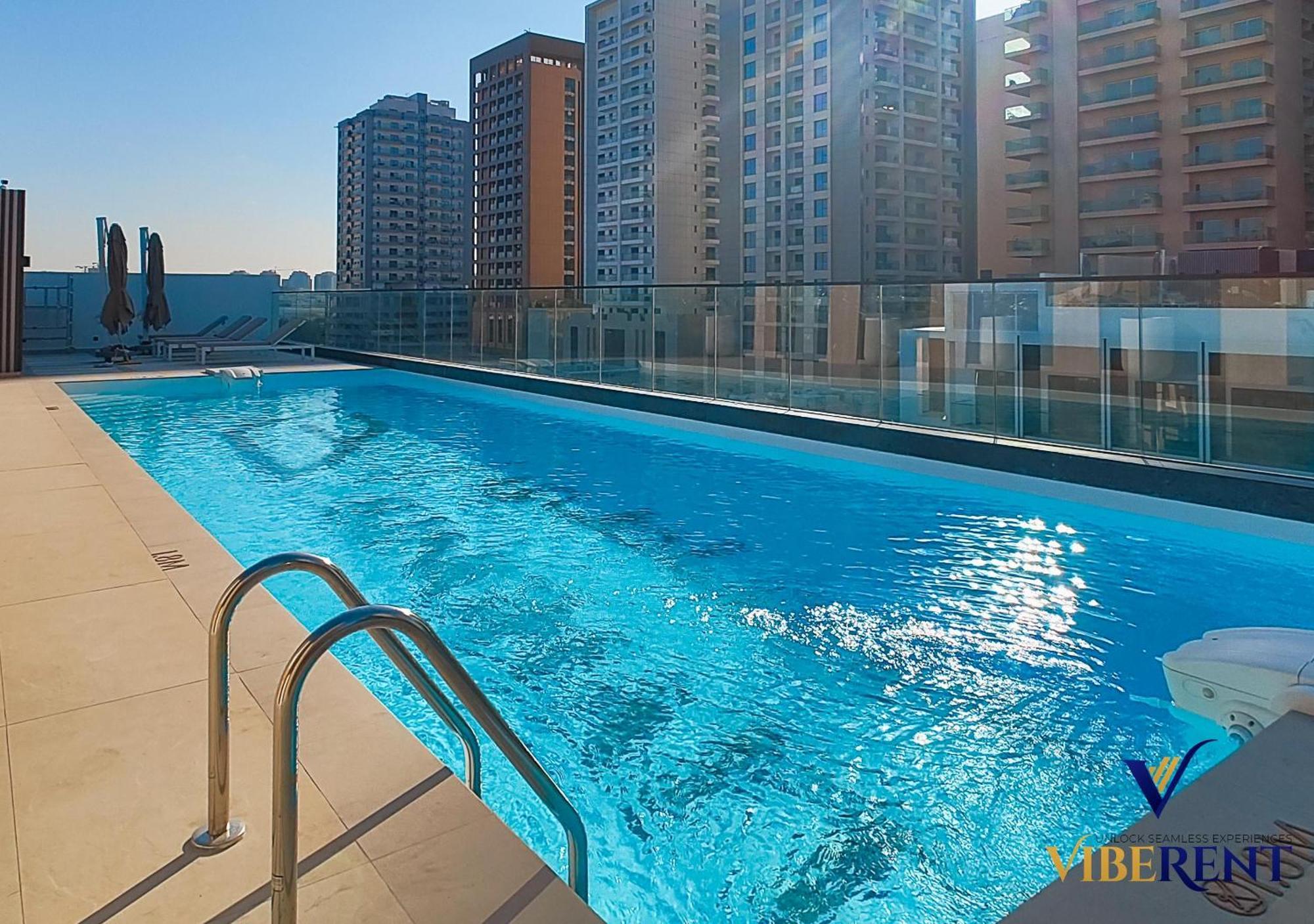 1-br Binghatti Rooftop Pool, Gym Apartment *