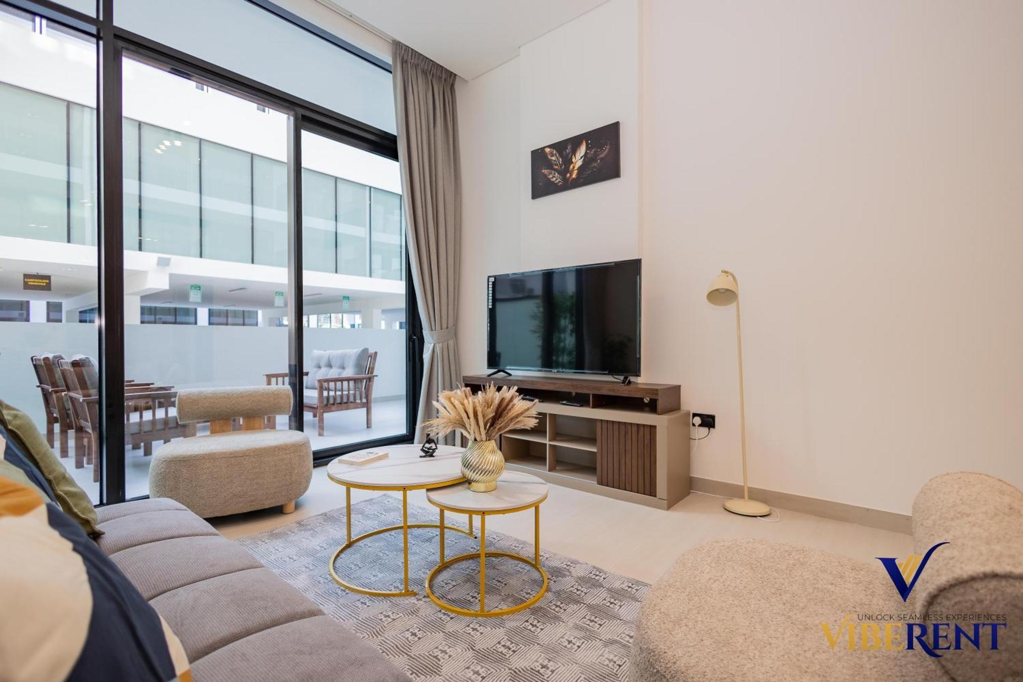 1-br Binghatti Rooftop Pool, Gym Apartment