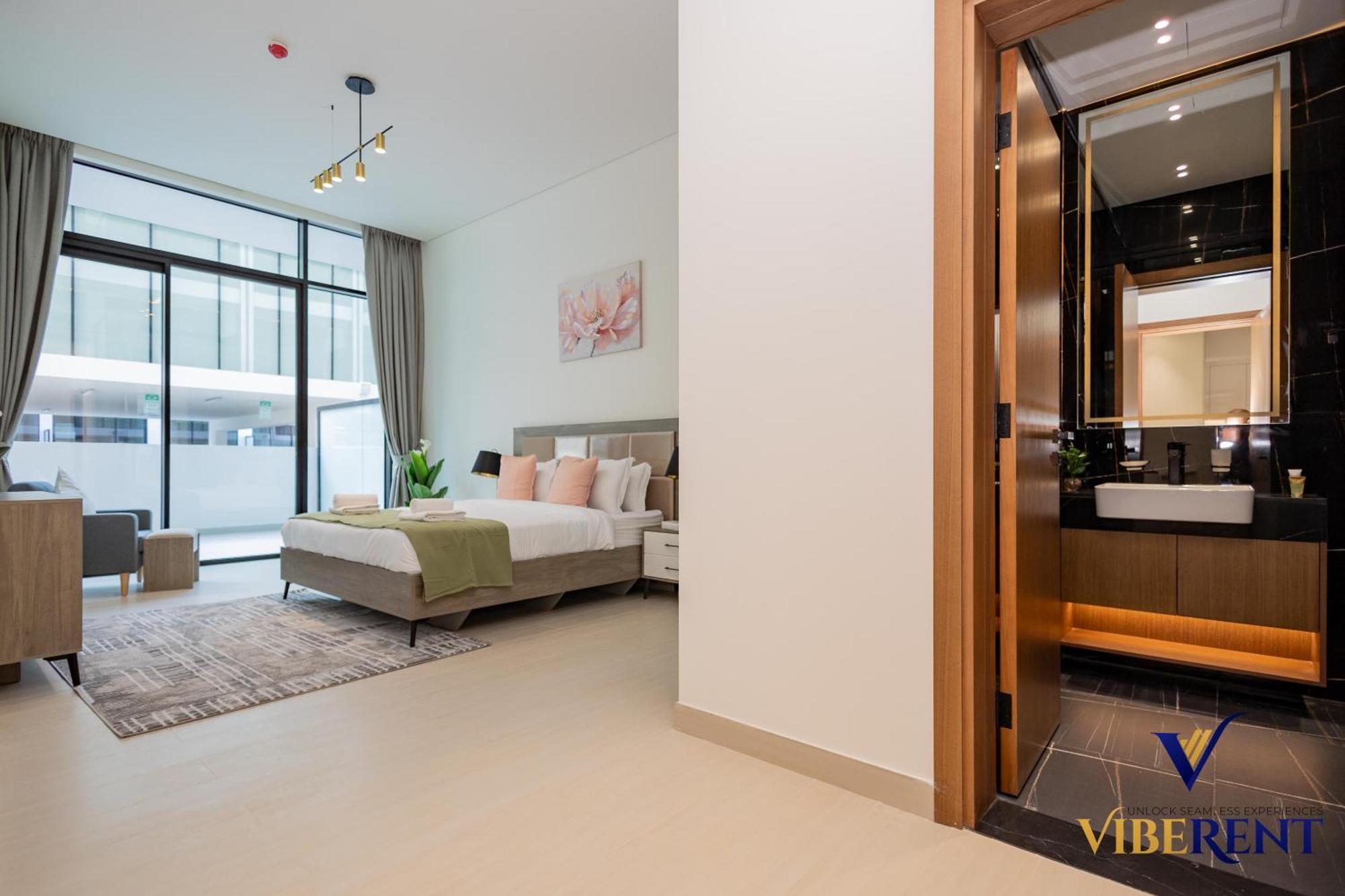 Apartment 1-br Binghatti Rooftop Pool, Gym Dubai