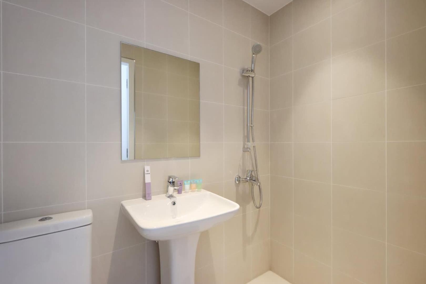 Apartment Livbnb-ain Panorama Radiant 3br Haven With Maid's