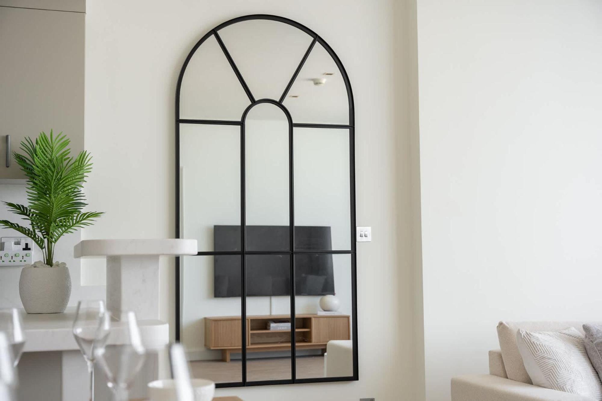 Sky Garden's Magnificent 1 Bedroom Perfect For 4 * Dubai