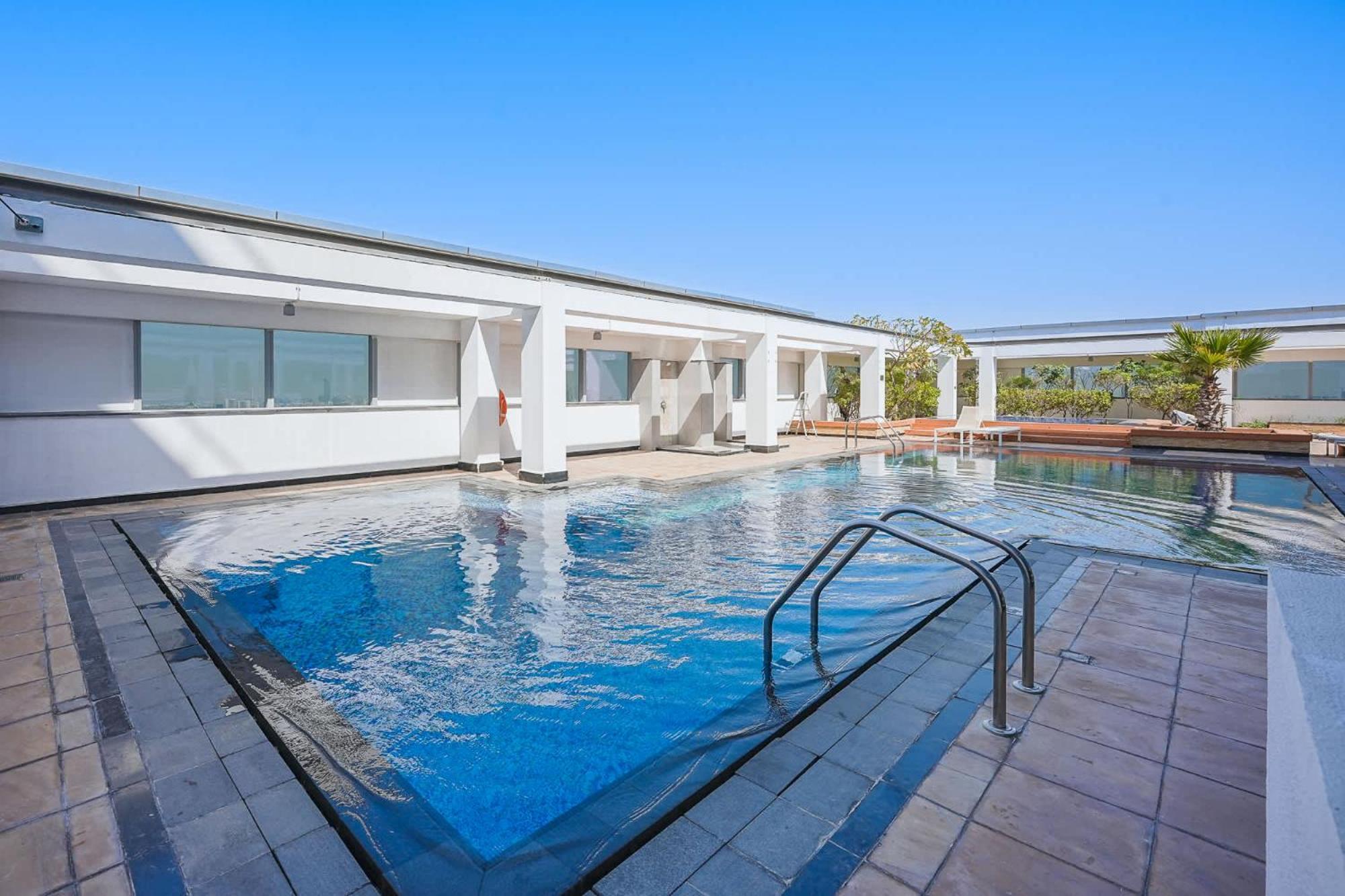 Sky Garden's Magnificent 1 Bedroom Perfect For 4 *