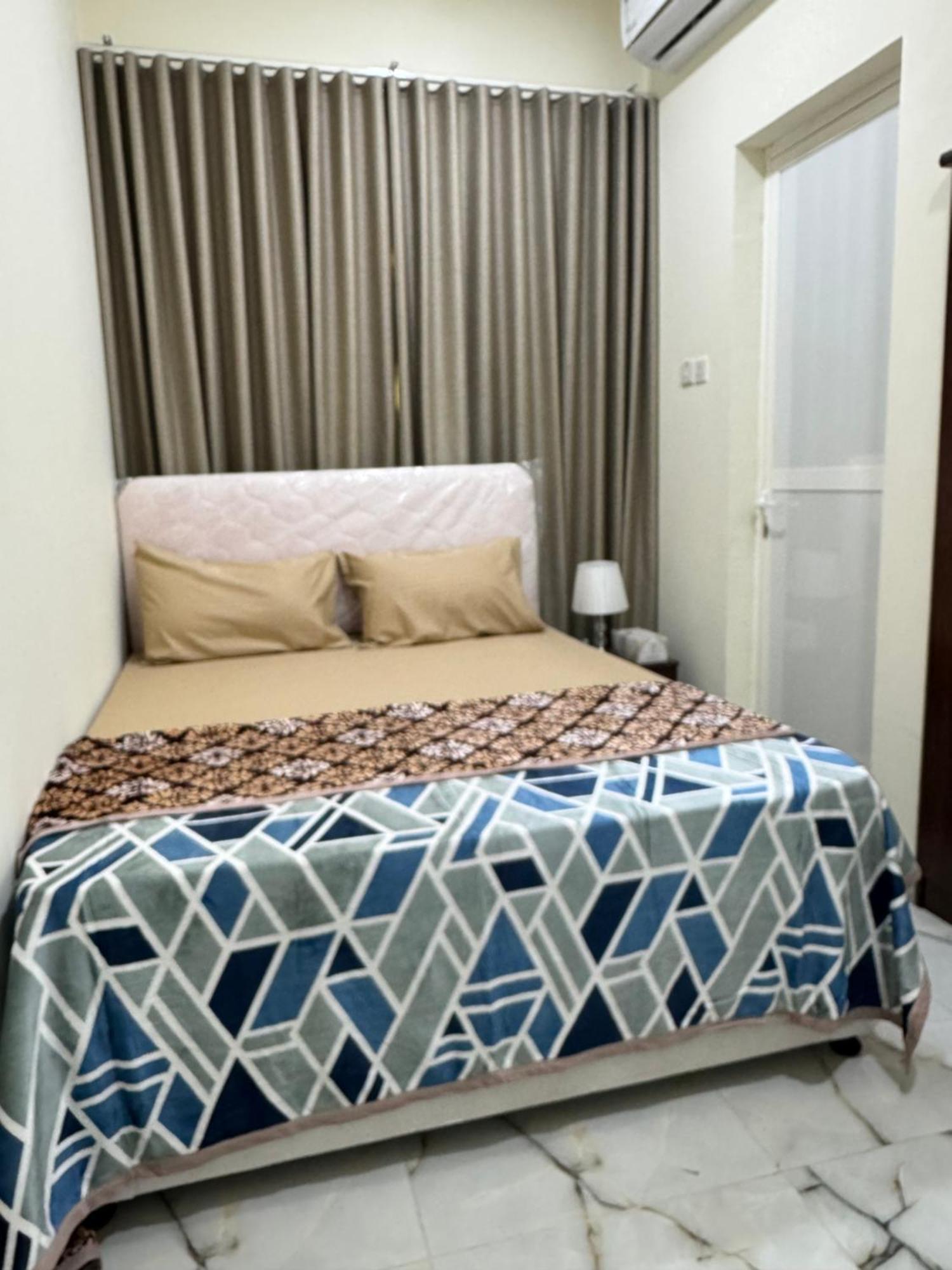 Brand New Independent Near Union Metro Station Homestay *