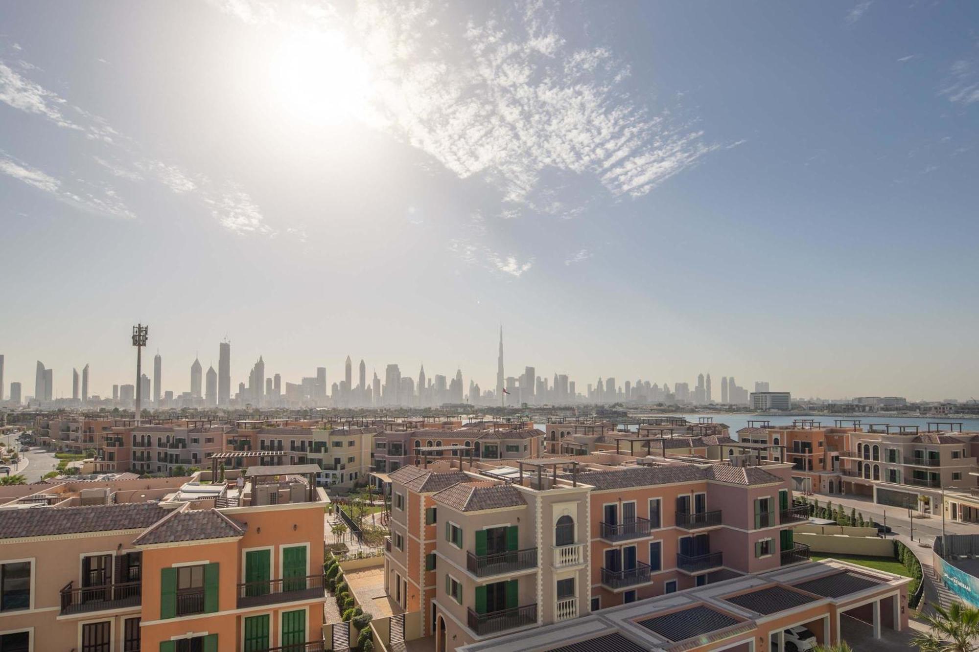 Frank Porter - La Sirene * Dubai