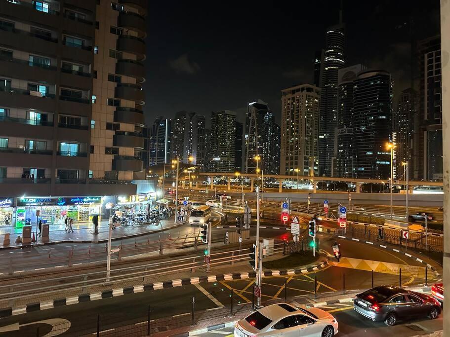 Apartment 1 B/r In Marina Price Dubai