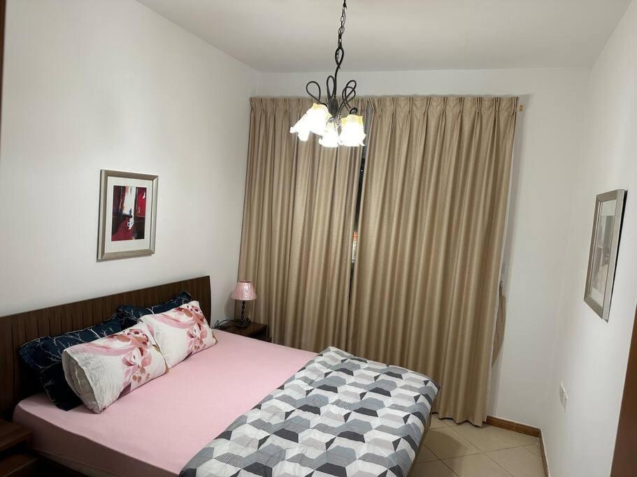 1 B/r In Marina Price * Dubai