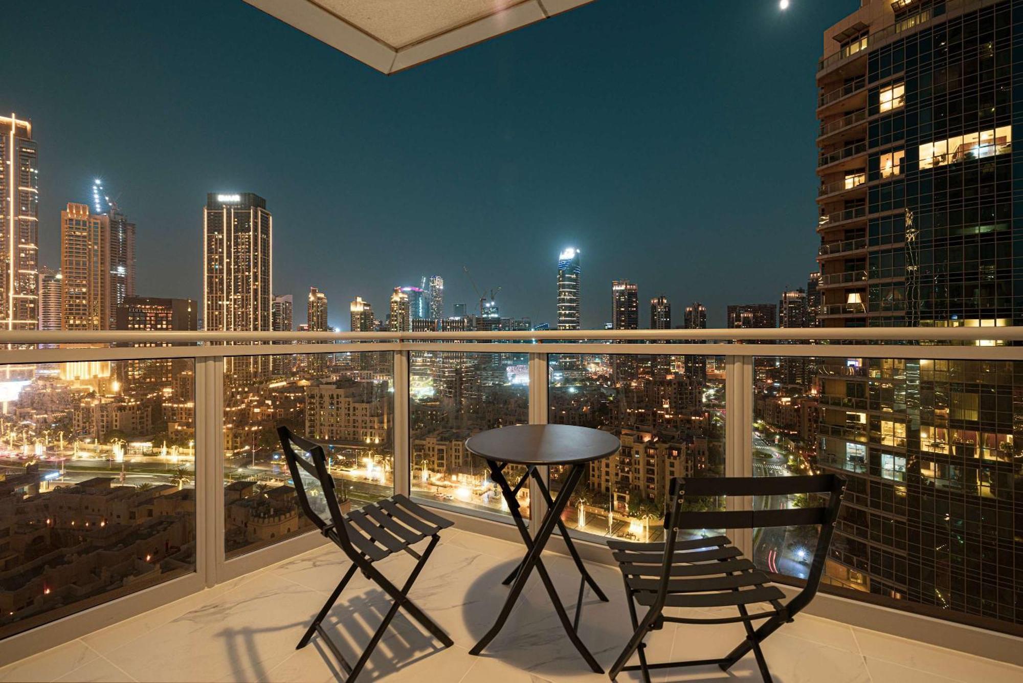 Downtown Sanctuary Iconic Burj Views & Luxury Living