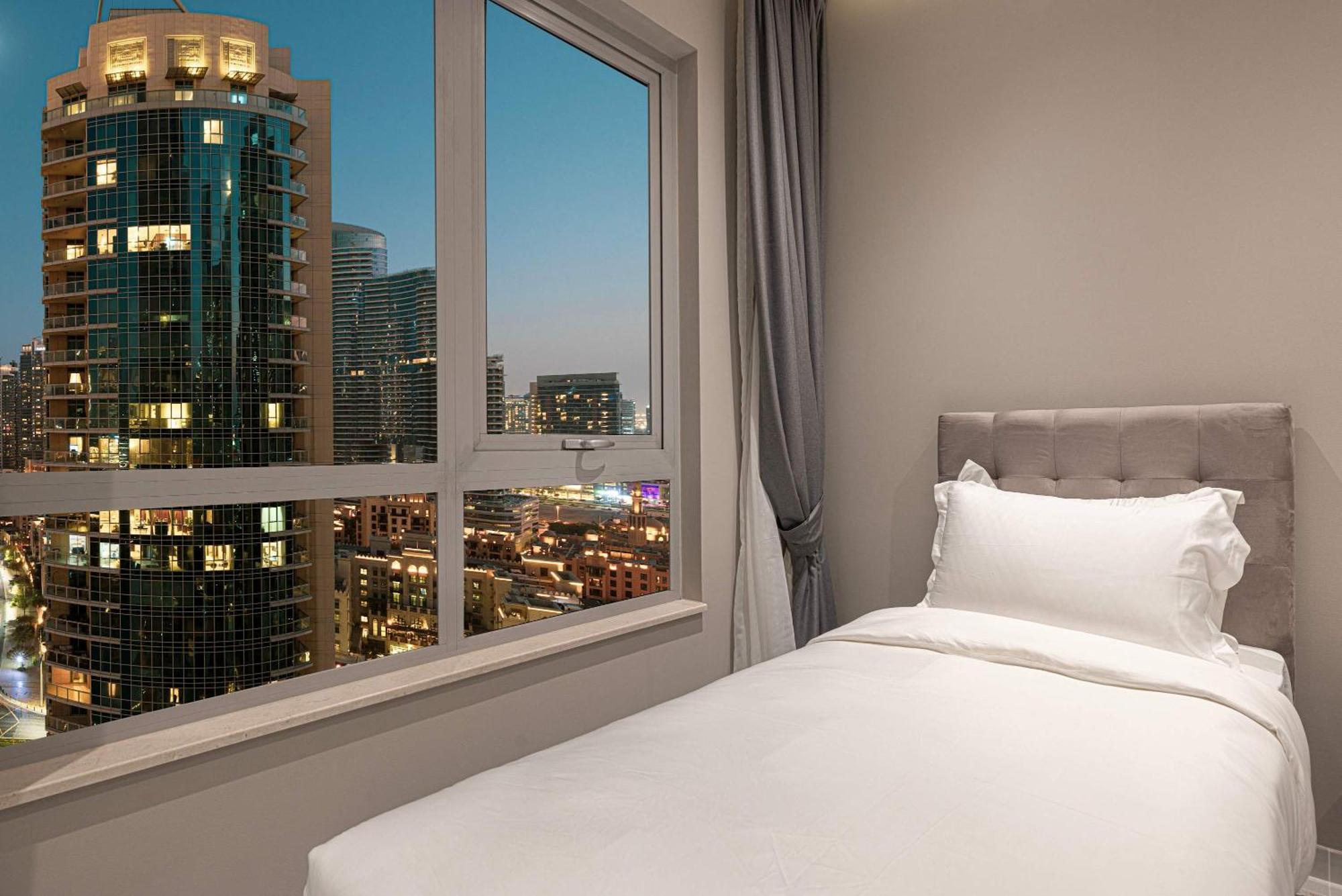 Downtown Sanctuary Iconic Burj Views & Luxury Living Apartment