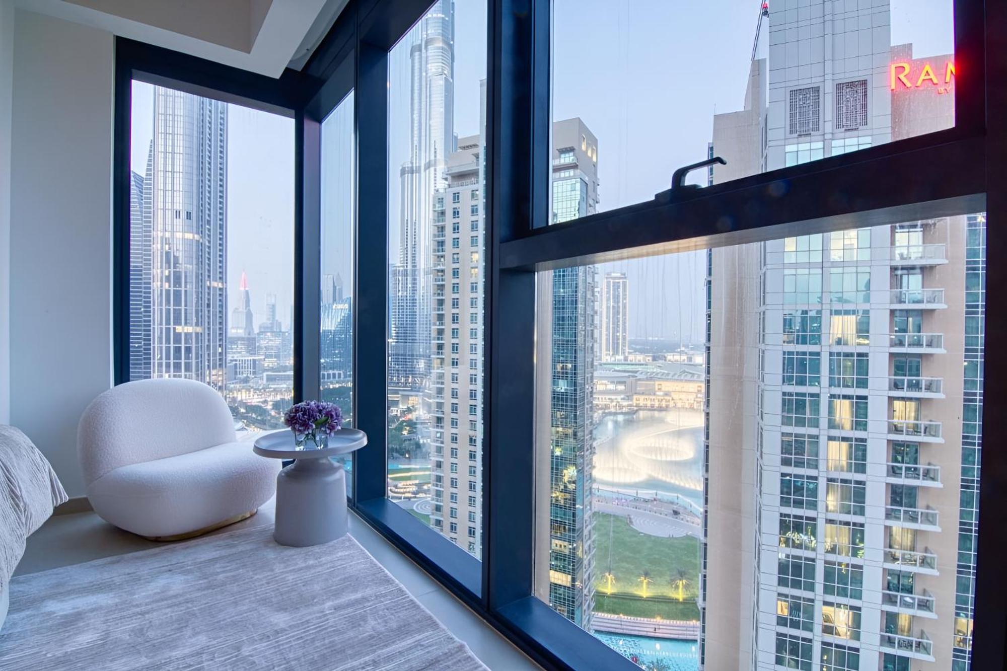 Expansive 7-bed Overlooking Burj & Fountains Apartment Dubai