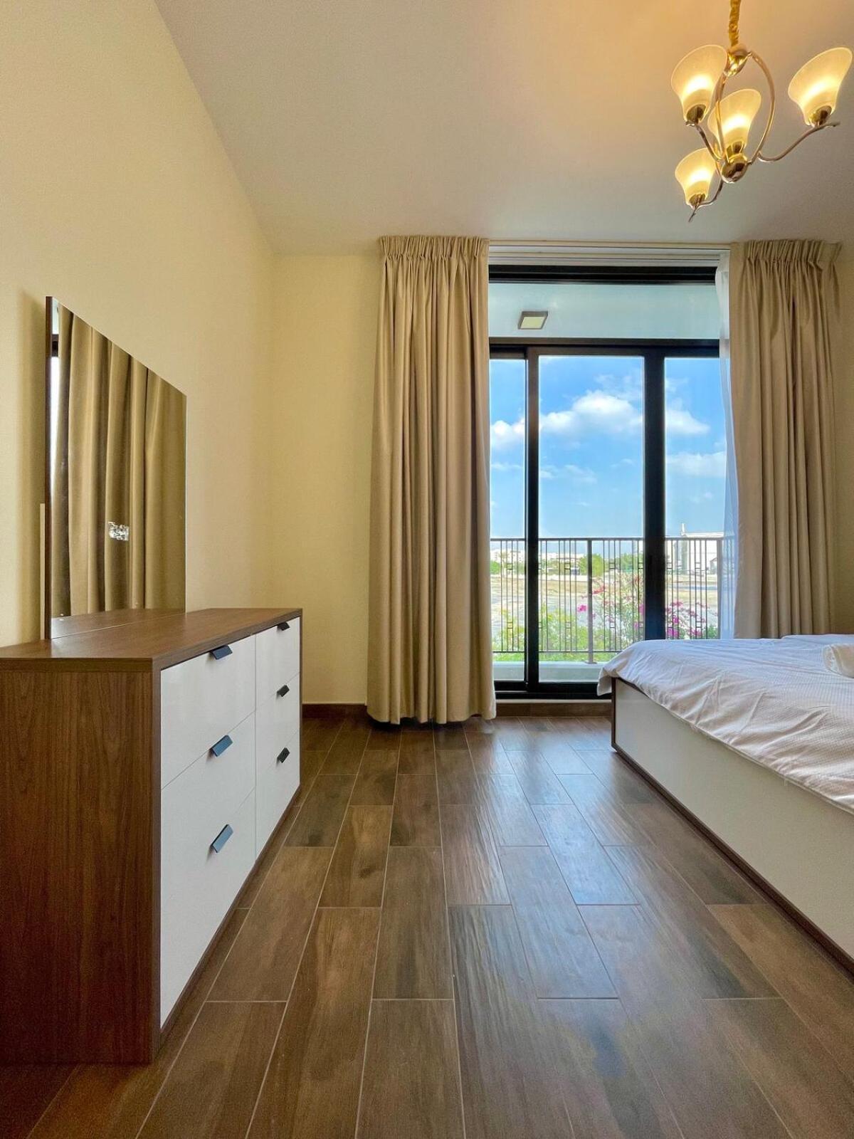 Villa Serene & Spacious 3br En-suite With Assistant's - Walk To Mall & Restaurants *