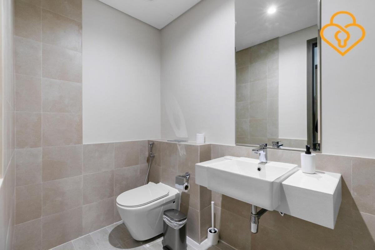 Apartment Large 3br Minutes To Wtc & Mall, 1 Zaabeel 03 *