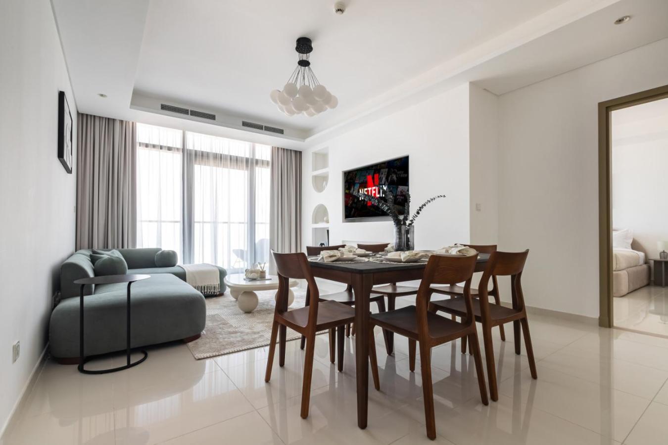 Urbanstays - Paramount Midtown Apartment *