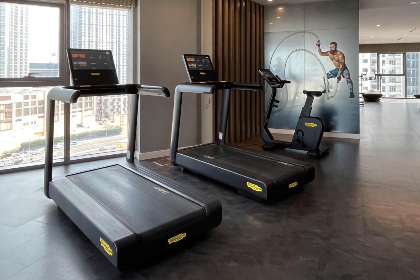 Urbanstays - Paramount Midtown Dubai