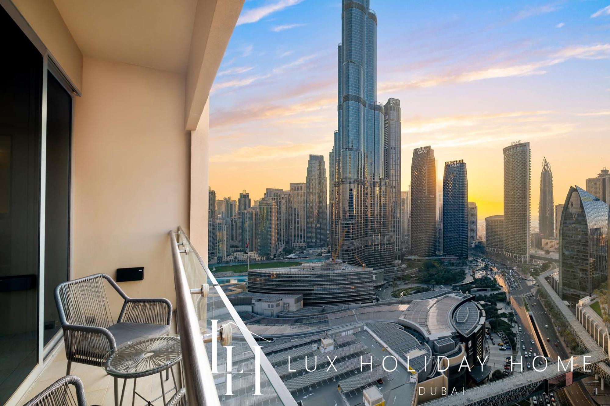 Lux The Emaar Fashion Avenue 2 *