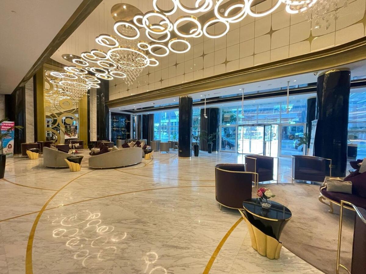 Unmatched Luxury Perfectly Located Next To Mall And Burj Khalifa * Dubai