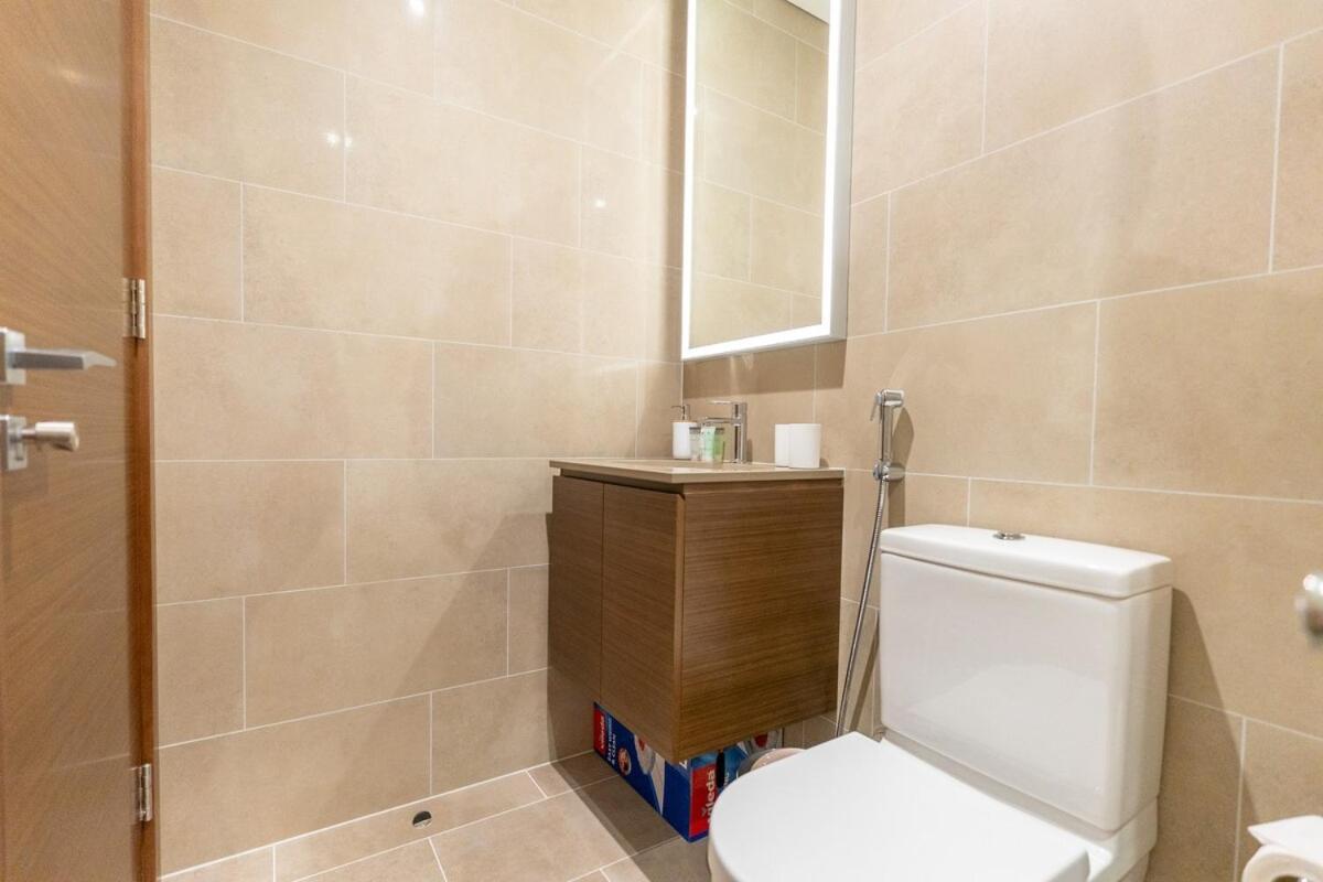 Apartment Modern 1br In Sobha Creek Vista Reserves *
