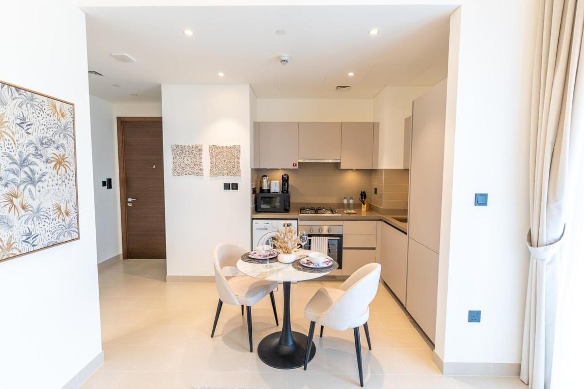 Apartment Modern 1br In Sobha Creek Vista Reserves *