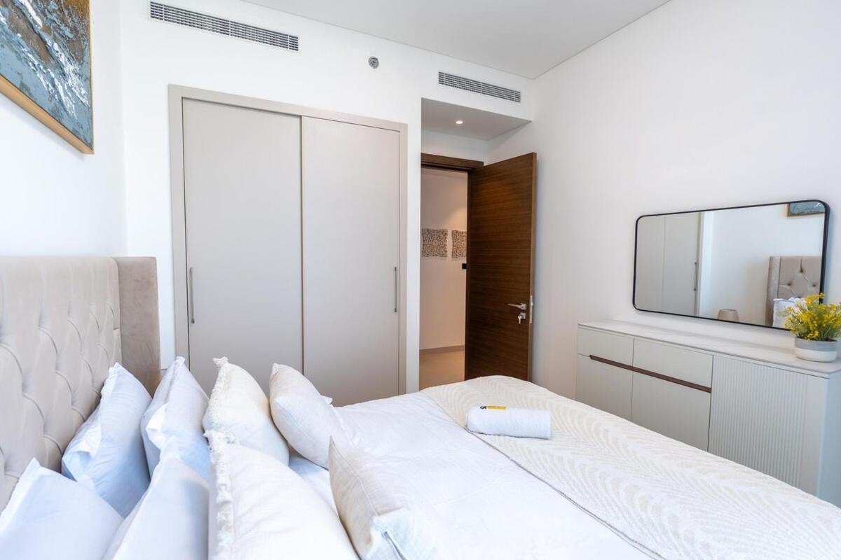 Modern 1br In Sobha Creek Vista Reserves *