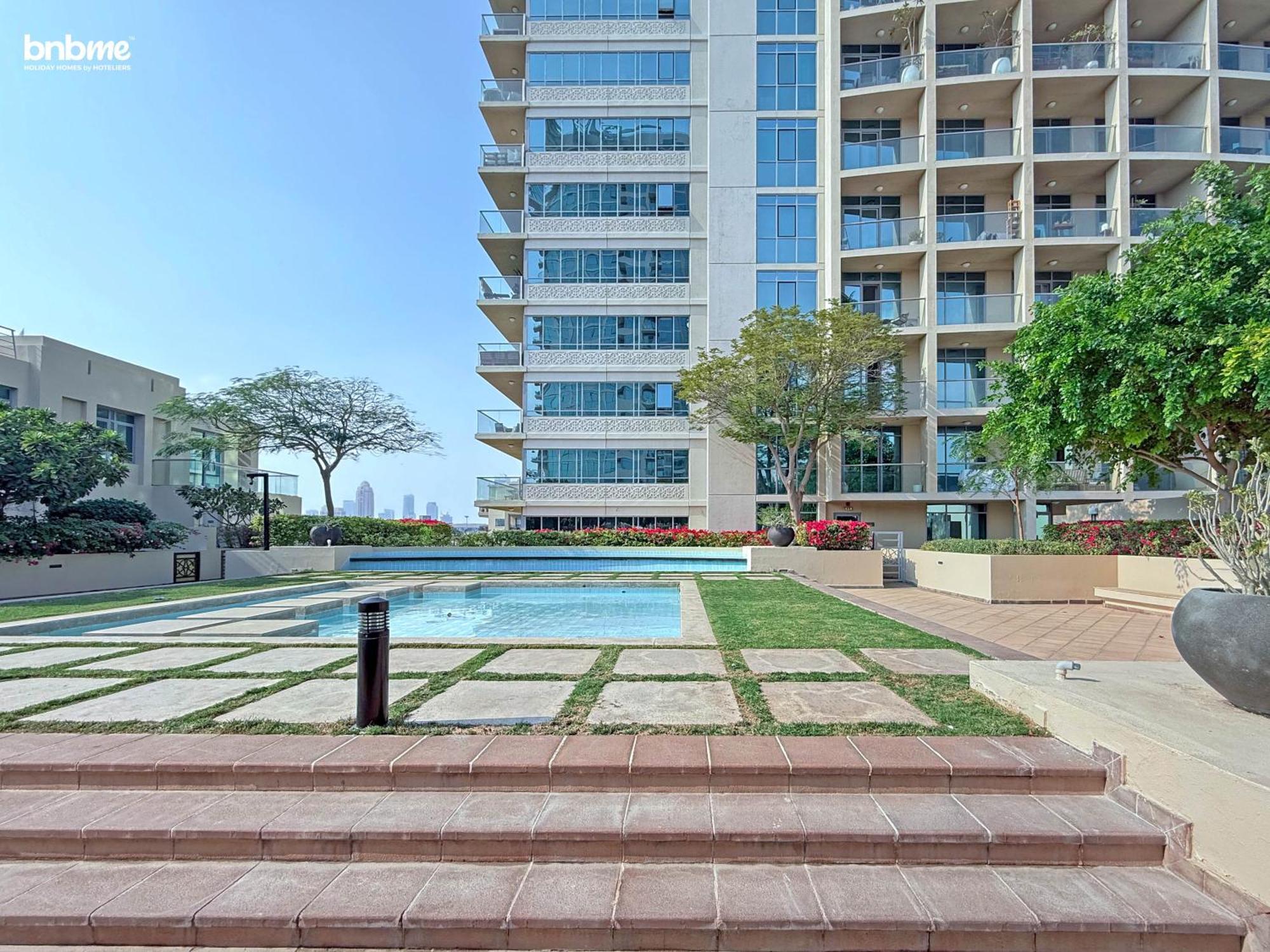 Bnbmehomes - Golf Tower 1