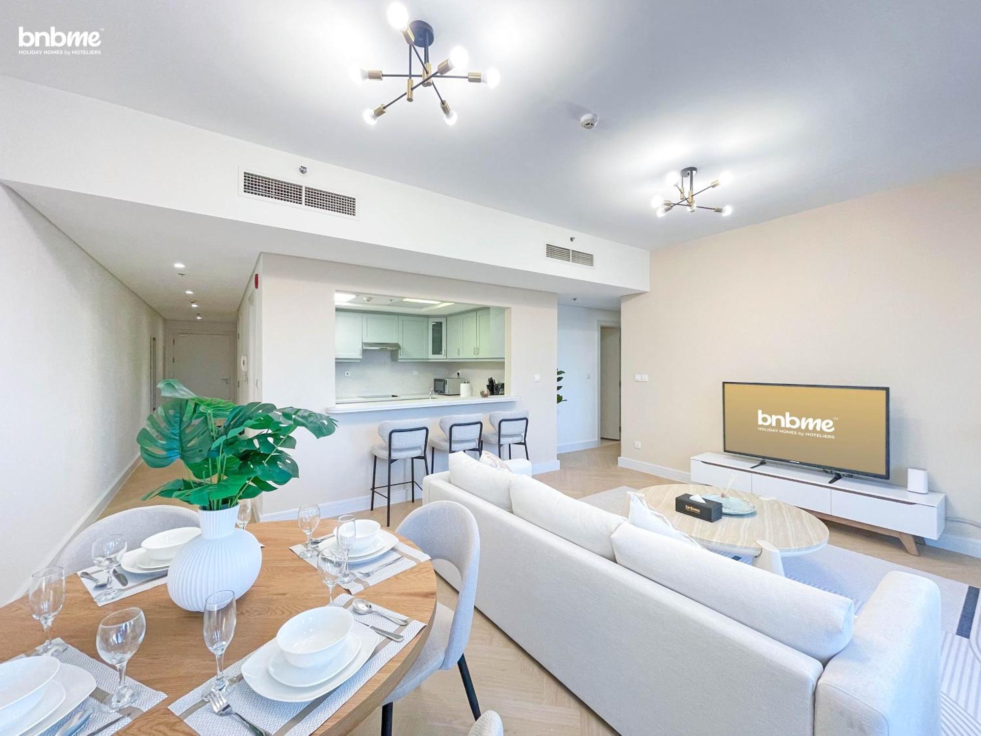 Bnbmehomes - Golf Tower 1 Apartment Dubai
