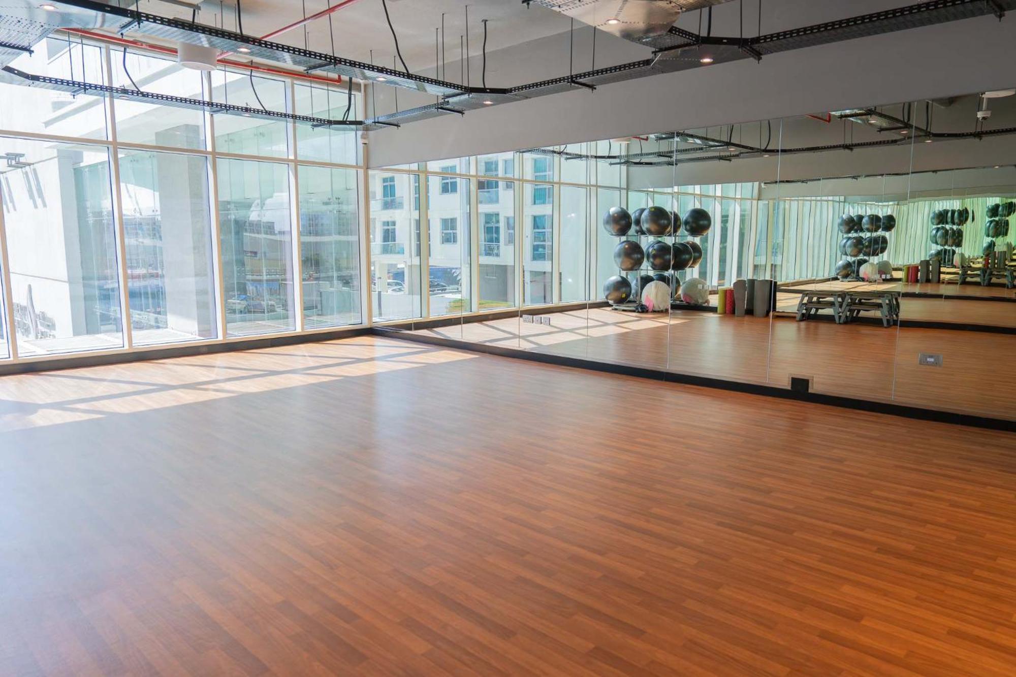 Apartment Airstay - Contemporary - Marina - Monthly Offer Available Dubai