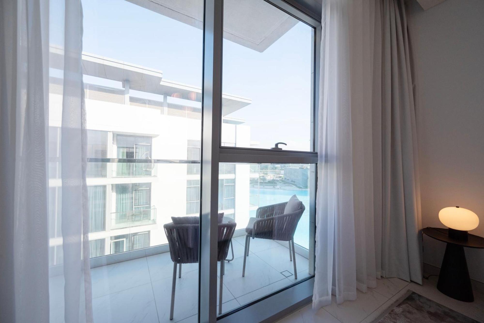 Modern 1br With Waterfront View Apartment *