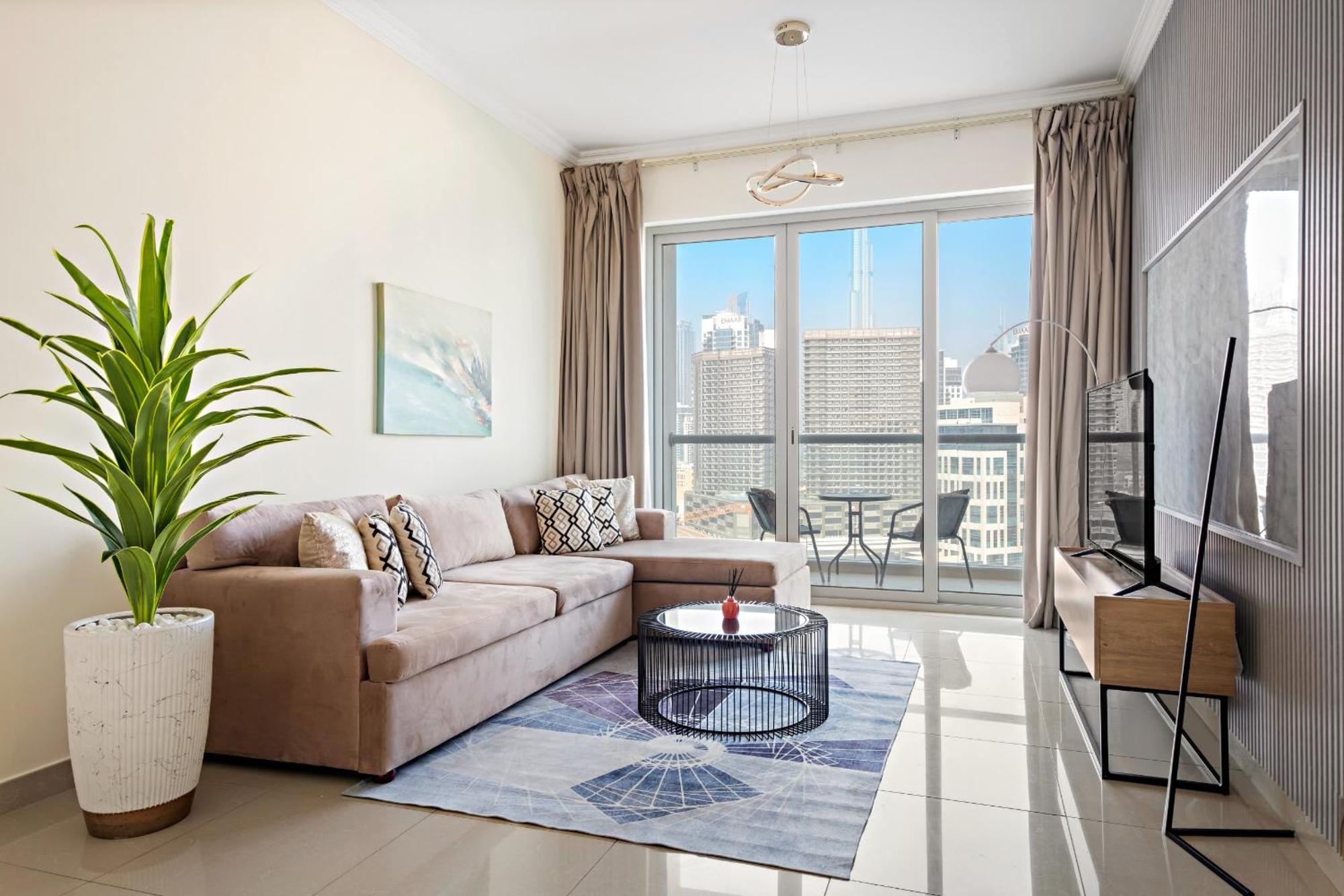 Burj Khalifa View By Renttiers Apartment